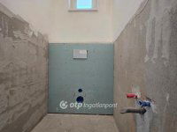 Eladó családi ház, Pápán 99.9 M Ft, 4 szobás