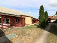 Eladó üzlethelyiség