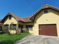 Eladó családi ház, Kamondon 39.9 M Ft, 4 szobás