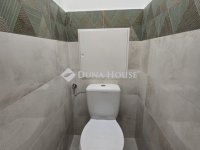 Eladó panellakás, Pécsett 49.9 M Ft, 3 szobás