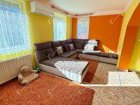 Eladó téglalakás, Üllőn 125 M Ft, 5 szobás