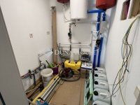 Eladó családi ház, Pécsett 119.99 M Ft, 4 szobás