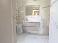 Eladó családi ház, Vácon 159.9 M Ft, 5 szobás