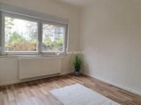 Eladó téglalakás, Pécsett 85.9 M Ft, 4 szobás