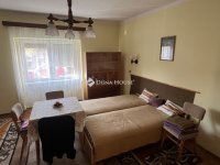 Eladó családi ház, Székesfehérvárott 65 M Ft, 3 szobás