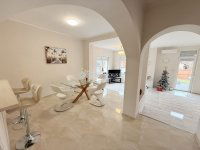 Eladó családi ház, XVIII. kerületben 149.9 M Ft, 6 szobás