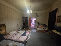 Eladó családi ház, Jászkisérén 8.5 M Ft, 2 szobás