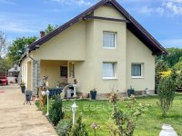 Eladó családi ház, Debrecenben 109.9 M Ft, 5 szobás