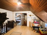 Eladó családi ház, Balatoncsicsón 84 M Ft, 8 szobás