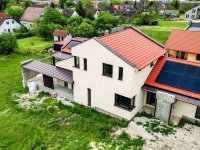 Eladó családi ház, Nemesvámoson 200 M Ft, 5 szobás