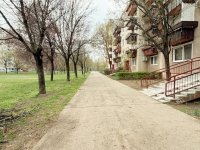 Eladó panellakás, Debrecenben 65.9 M Ft, 3 szobás