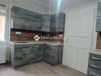 Kiadó téglalakás, albérlet, Pécsett 310 E Ft / hó, 5 szobás