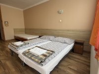 Kiadó hotel, Hajdúszoboszlón 2500 E Ft / hó