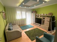 Eladó panellakás, Dunaújvárosban 42.9 M Ft, 1 szobás