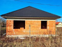 Eladó családi ház, Békéscsabán 89 M Ft, 3 szobás