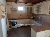 Eladó családi ház, Dunaharasztin 150 M Ft, 5 szobás