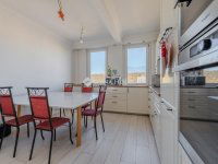 Eladó panellakás, III. kerületben 149.99 M Ft, 6 szobás