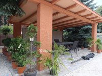 Eladó családi ház, Érden 249.9 M Ft, 10 szobás