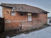 Eladó családi ház, Pápán 48.99 M Ft, 5 szobás