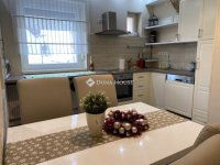 Kiadó téglalakás, albérlet