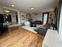 Eladó családi ház, XVII. kerületben 349 M Ft, 7 szobás