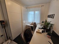 Eladó téglalakás, Pécsett 100 M Ft, 4 szobás