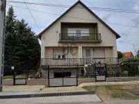 Eladó családi ház, Kistarcsán 115 M Ft, 4 szobás