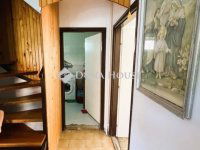 Eladó családi ház, Balatoncsicsón 85 M Ft, 8 szobás