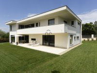 Eladó családi ház, XI. kerületben 685 M Ft, 9 szobás