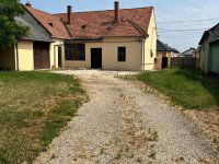 Eladó családi ház, Bősárkányon 28.9 M Ft