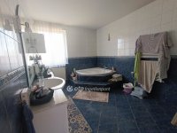 Eladó családi ház, Szigetmonostorban 250 M Ft, 4 szobás