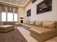 Eladó téglalakás, V. kerületben 234.9 M Ft, 2 szobás