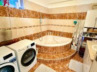 Eladó téglalakás, Üllőn 125 M Ft, 5 szobás