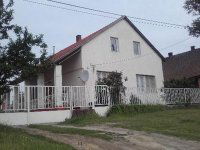 Eladó családi ház, Tápiószecsőn 20 M Ft, 3 szobás