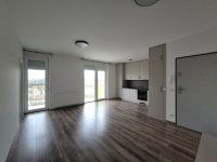 Eladó téglalakás, Kecskeméten 68.5 M Ft, 3 szobás