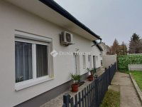 Eladó téglalakás, XV. kerületben 72 M Ft, 2 szobás