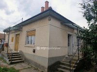 Eladó családi ház, Jászfényszarun 25 M Ft, 3 szobás