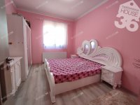 Eladó családi ház, Farmoson 96.5 M Ft, 5 szobás