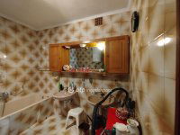 Eladó családi ház, Komlón 80 M Ft, 6 szobás