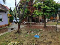 Eladó családi ház, Szegeden 69 M Ft, 2 szobás