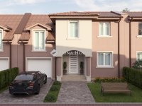 Eladó ikerház, Kecskeméten, Füzes utcában 149.9 M Ft, 4 szobás