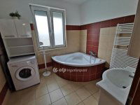 Eladó téglalakás, Hajdúszoboszlón 84.9 M Ft, 3 szobás