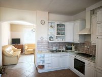 Eladó téglalakás, Szombathelyen 78 M Ft, 5 szobás