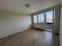 Eladó panellakás, Székesfehérvárott, József Attila utcában