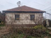 Eladó családi ház, Cegléden 69.9 M Ft, 3 szobás