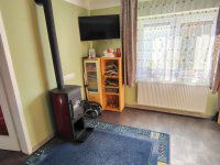 Eladó családi ház, Törtelen 34.9 M Ft, 3 szobás