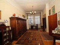 Eladó családi ház, IV. kerületben 209.9 M Ft, 6 szobás