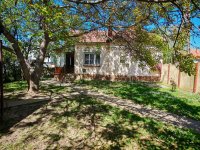 Eladó családi ház, Keszthelyen 84.99 M Ft, 3 szobás