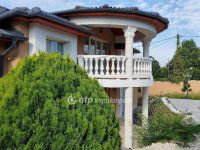 Eladó családi ház, III. kerületben 399 M Ft, 5 szobás