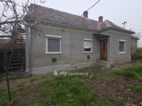 Eladó családi ház, Celldömölkön 11.75 M Ft, 2 szobás